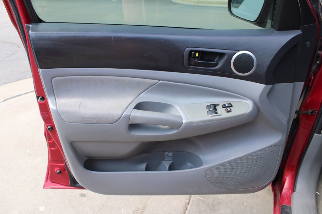 Used 2006 Toyota Tacoma 2WD Access Cab image 16