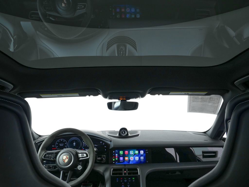 Certified 2025 Porsche Taycan 4S image 17