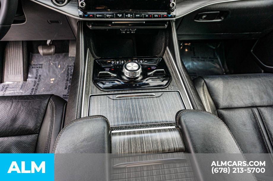 Used 2023 Jeep Wagoneer Series III w/ Preferred Equipment Group image 43