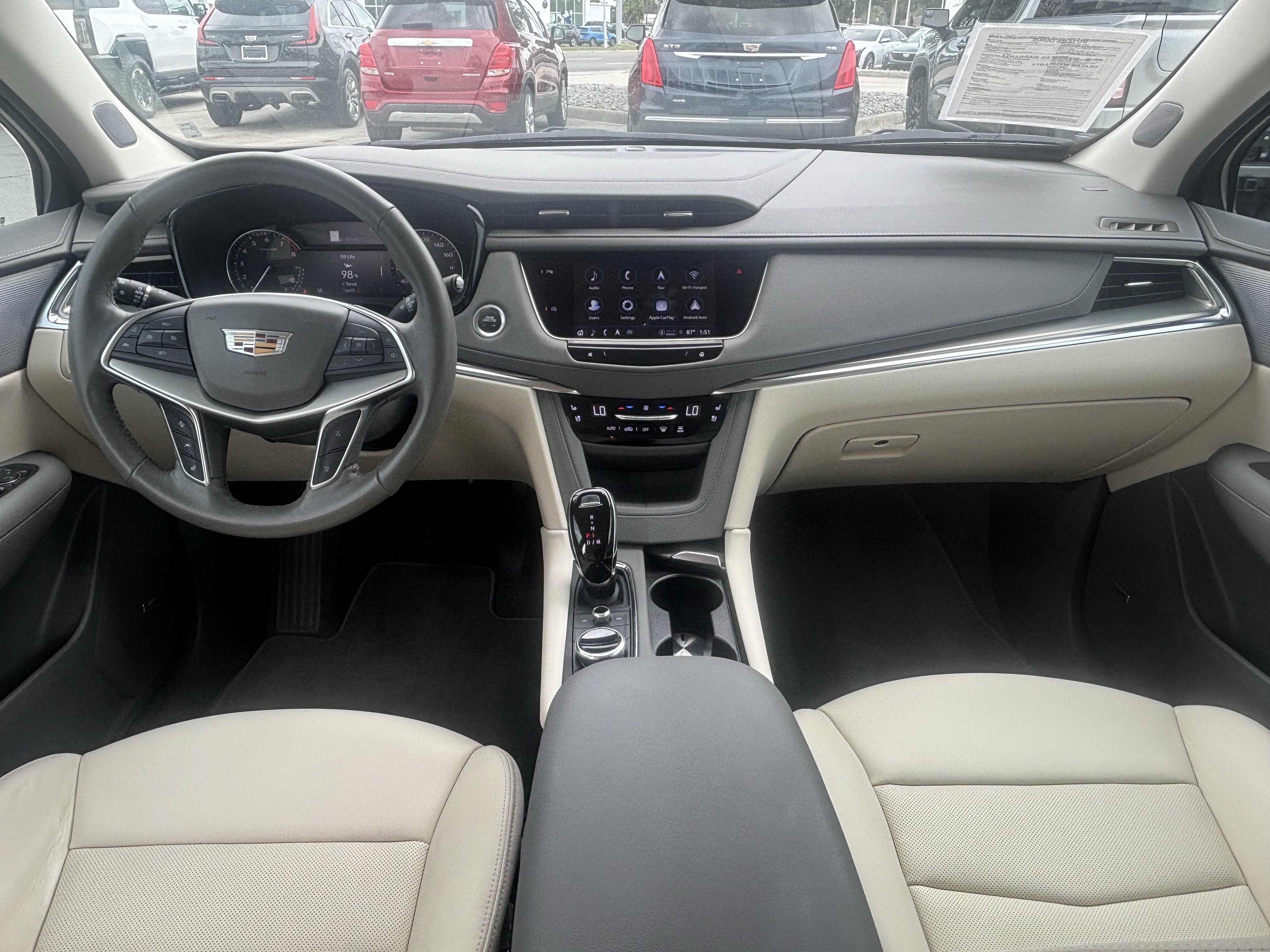 Certified 2024 Cadillac XT5 Premium Luxury FWD image 37