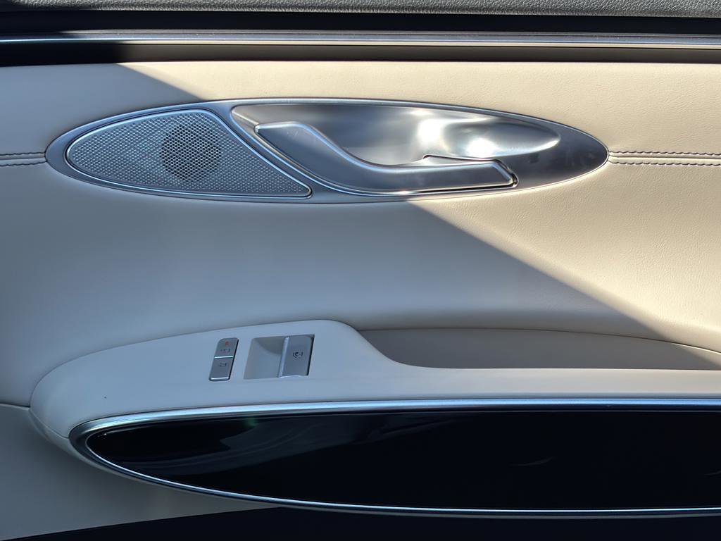 Certified 2026 Genesis GV70 2.5T image 37