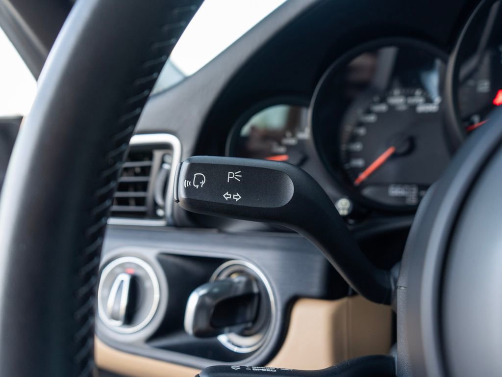 Used 2017 Porsche 911 Targa 4 GTS image 20