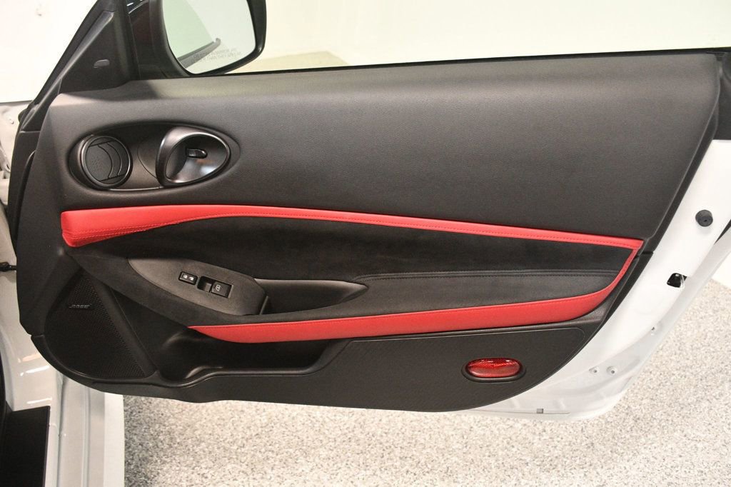 Used 2024 Nissan Z Performance w/ Floor Mat Package image 23