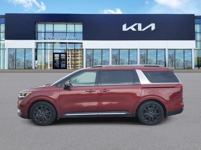 Certified 2024 Kia Carnival SX Prestige FWD image 4