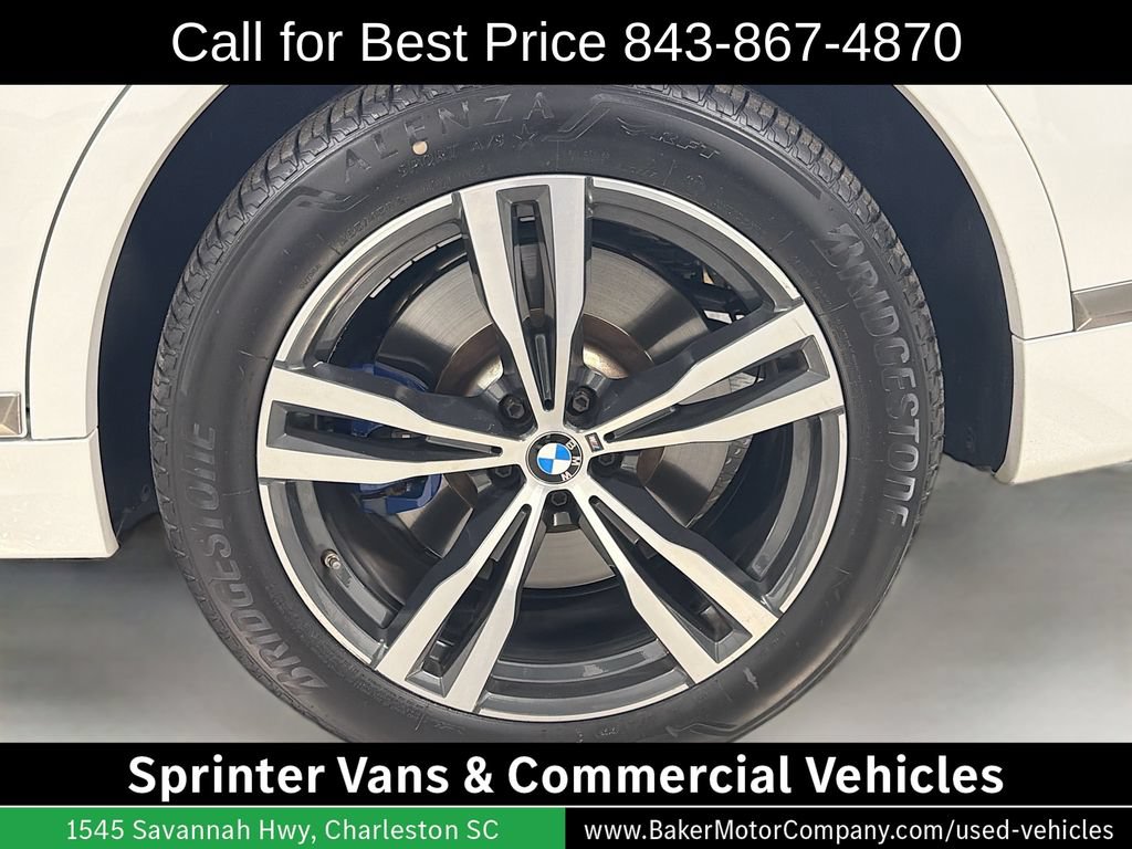 Used 2020 BMW X7 M50i w/ Luxury Seating Package AWD/4WD image 35