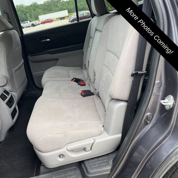 Used 2021 Honda Pilot EX image 10