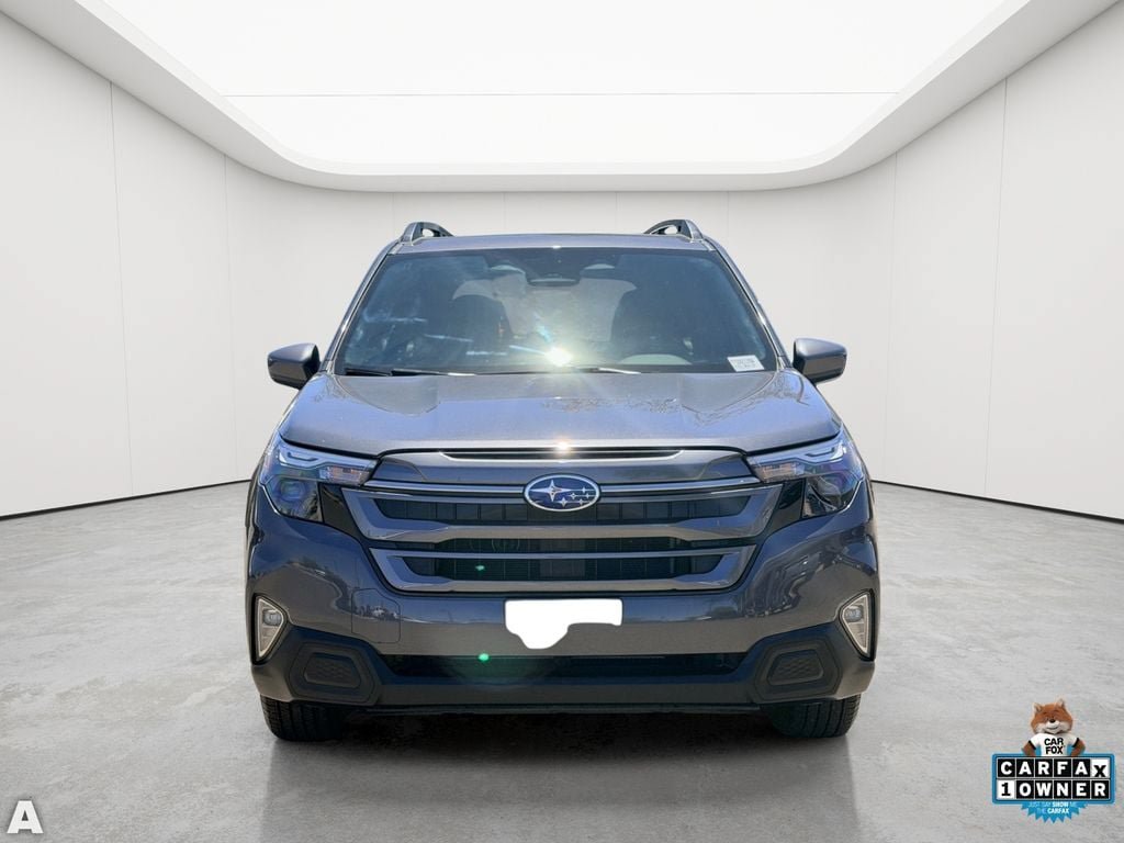 Used 2025 Subaru Forester Premium w/ Convenience Package #2 AWD/4WD image 8