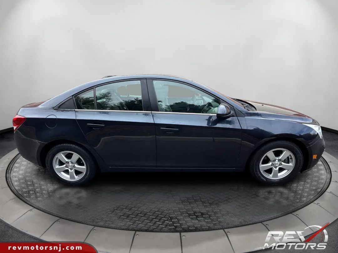 Used 2015 Chevrolet Cruze LT image 6