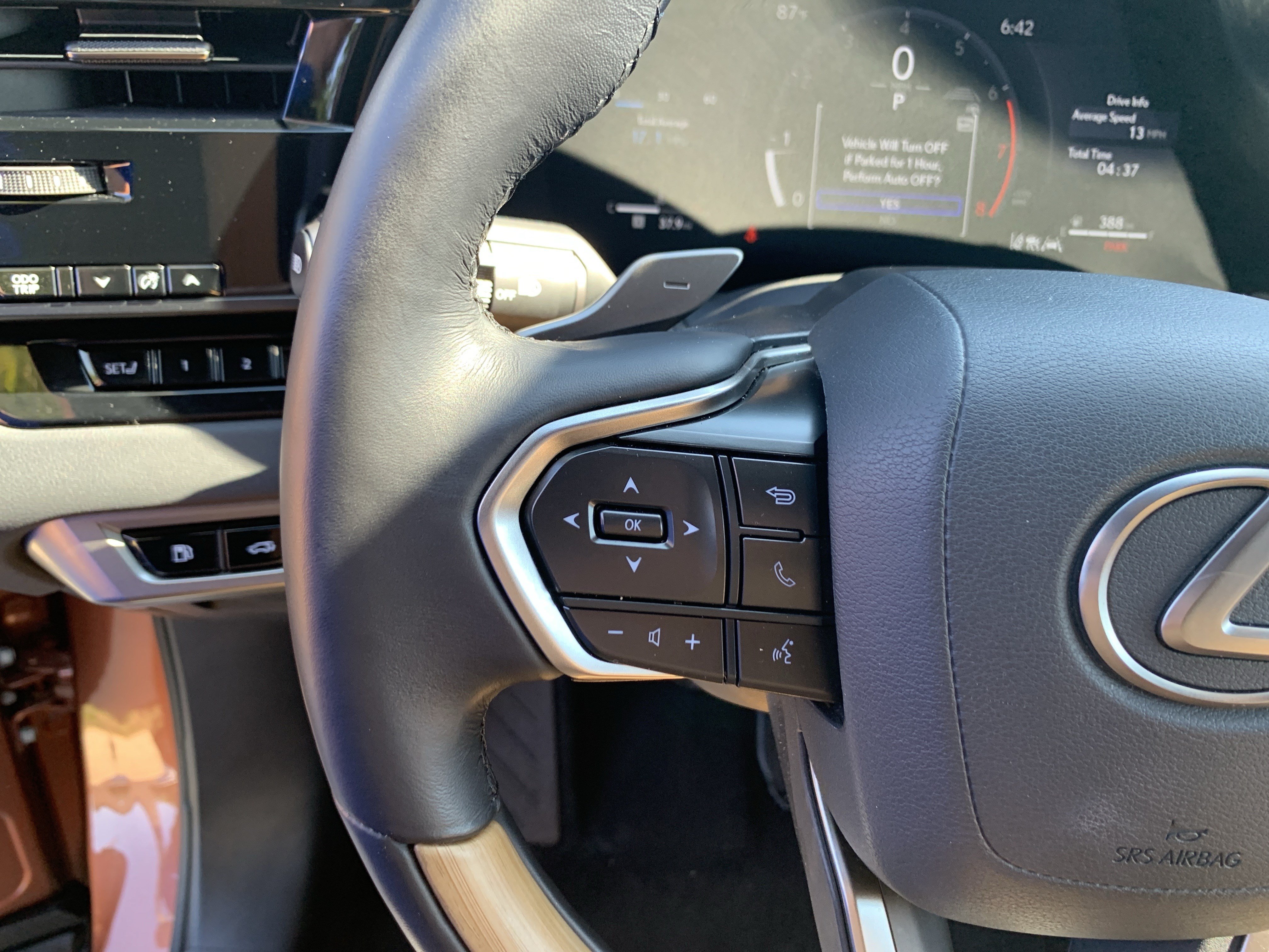Used 2026 Lexus RX 350 Premium w/ Accessory Package (Z1) FWD image 19