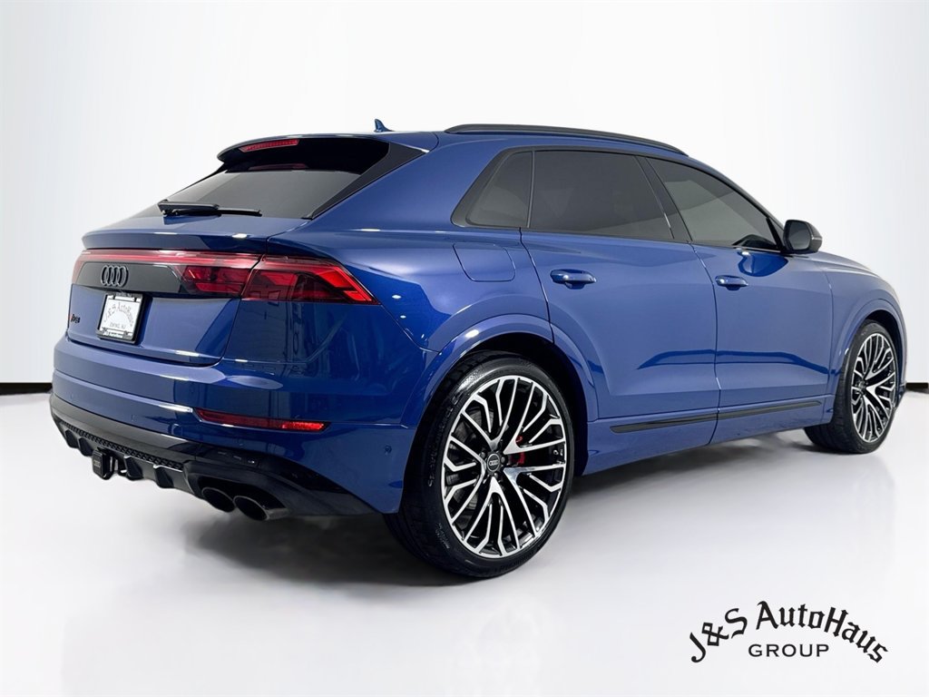 Used 2024 Audi SQ8 Prestige w/ Prestige Package AWD/4WD image 7