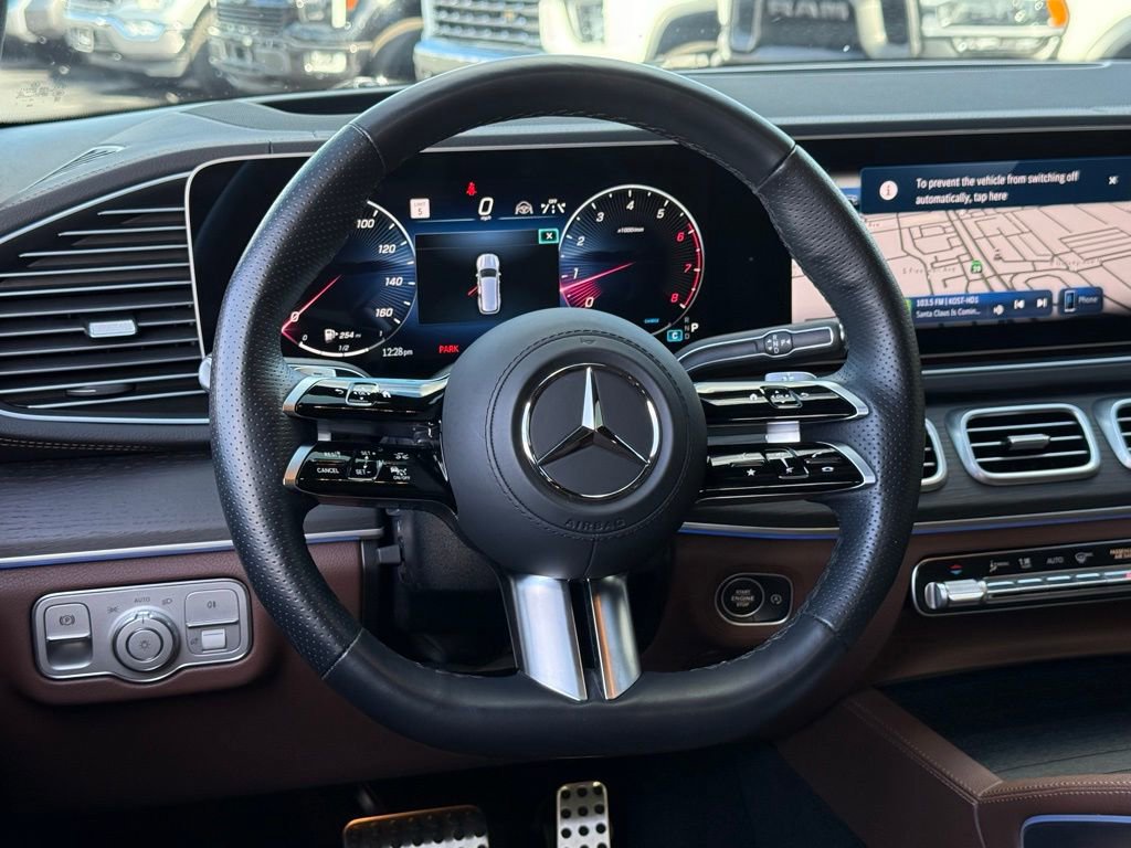 Used 2025 Mercedes-Benz GLS 450 4MATIC image 38
