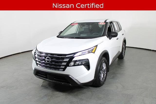 Certified 2025 Nissan Rogue S FWD image 2