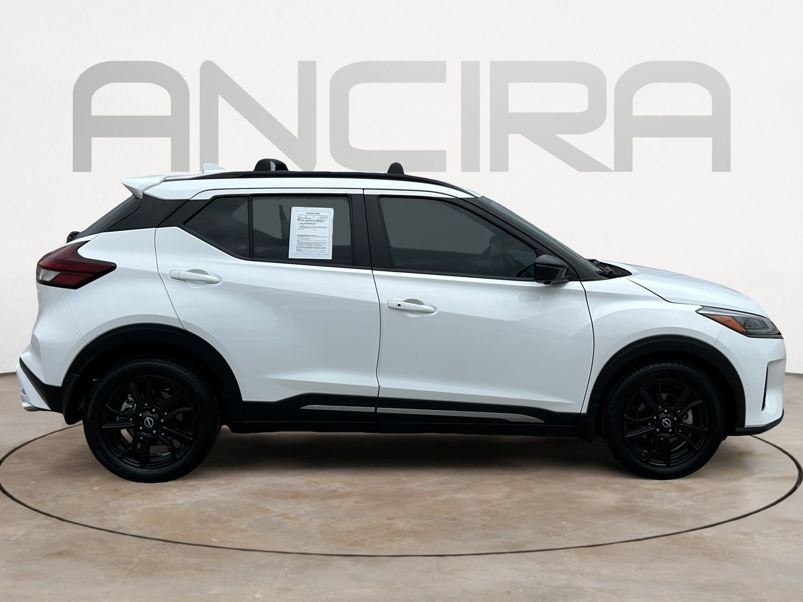 Used 2024 Nissan Kicks SR w/ SR Premium Package FWD image 11