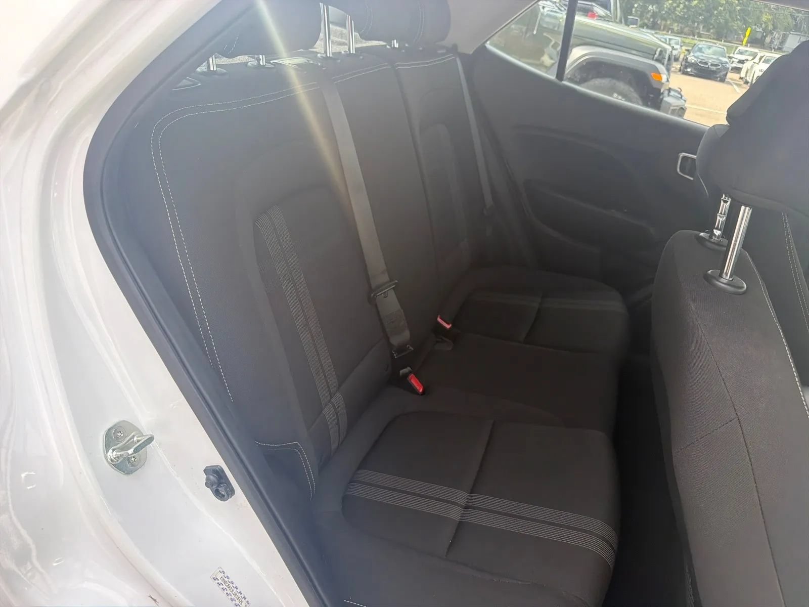 Used 2020 Hyundai Venue SEL FWD image 17