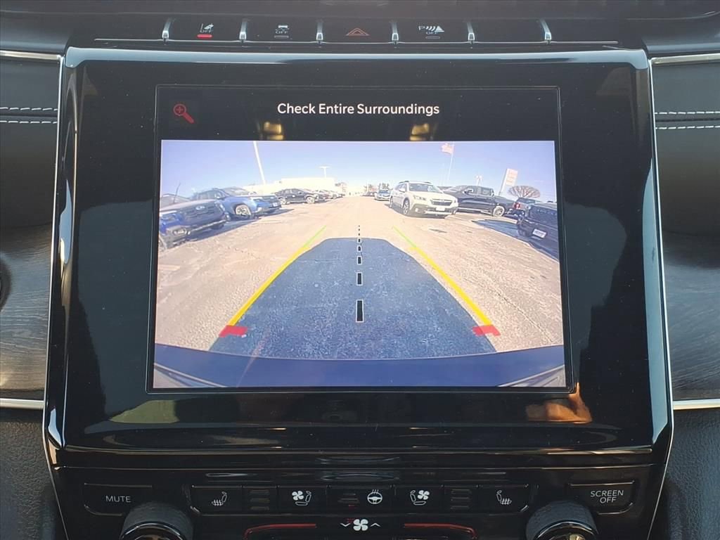 Used 2022 Jeep Grand Cherokee L Overland AWD/4WD image 8