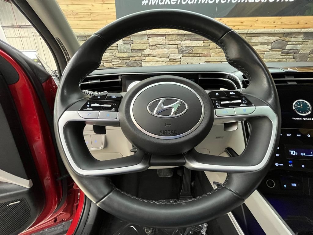 Used 2023 Hyundai Tucson Limited AWD/4WD image 17