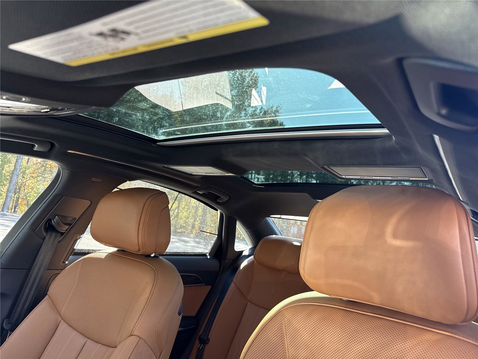 Used 2022 Audi A8 L 3.0T w/ Executive Package image 21