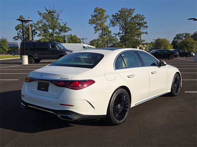 New 2026 Mercedes-Benz E 350 4MATIC Sedan image 3