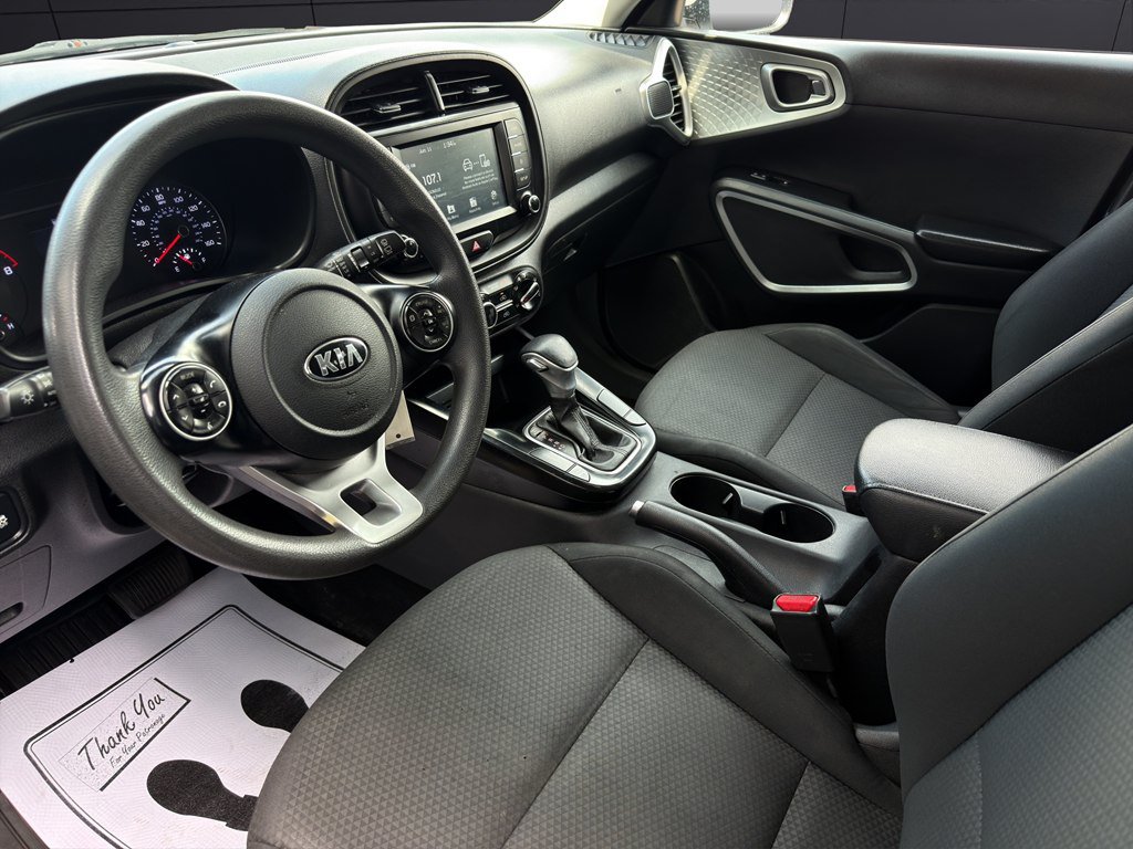 Used 2020 Kia Soul LX FWD image 12