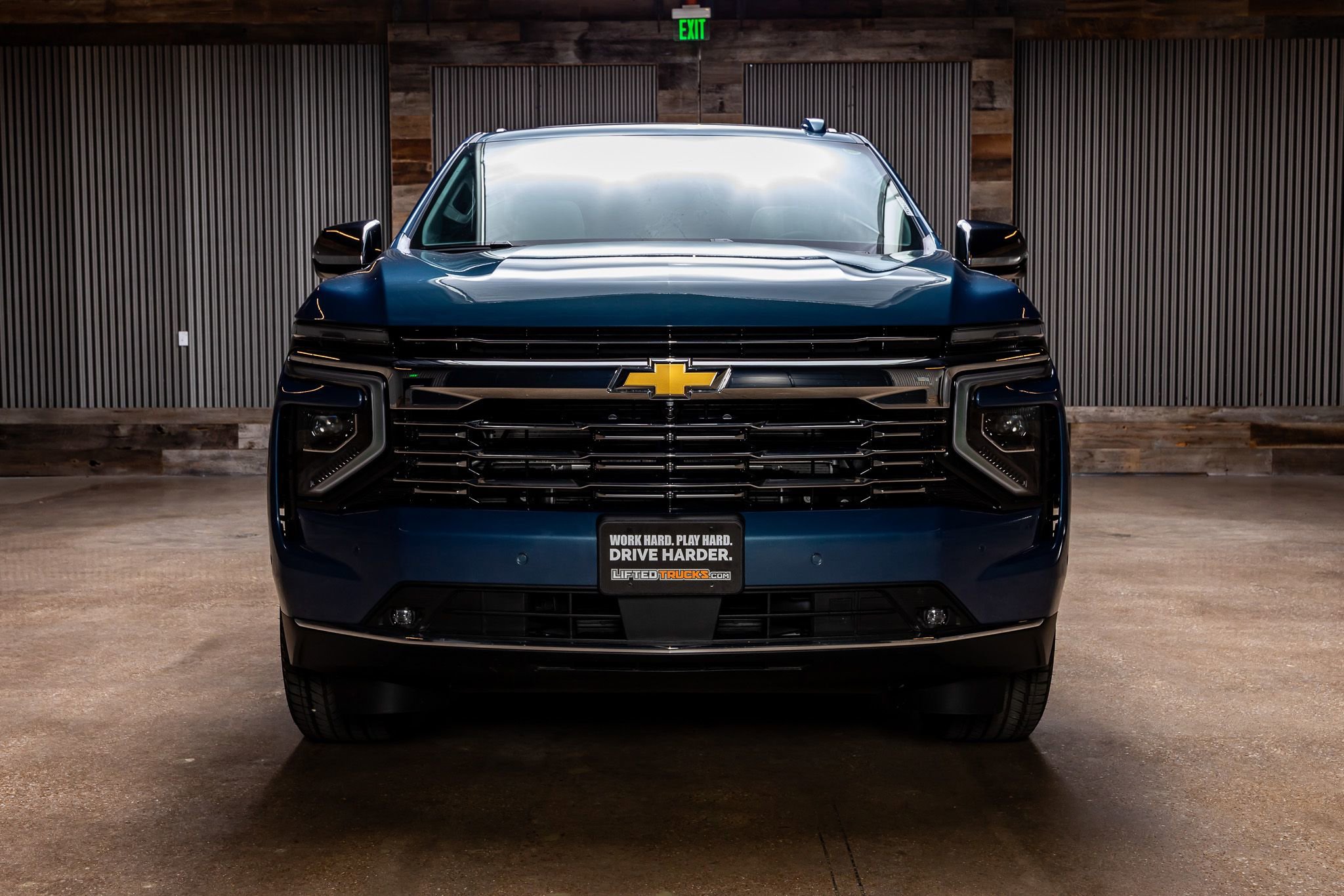 Used 2025 Chevrolet Suburban Premier w/ Sun And Tow Package image 2