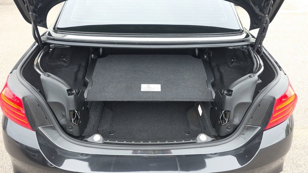 Used 2015 BMW M4 Convertible RWD image 9