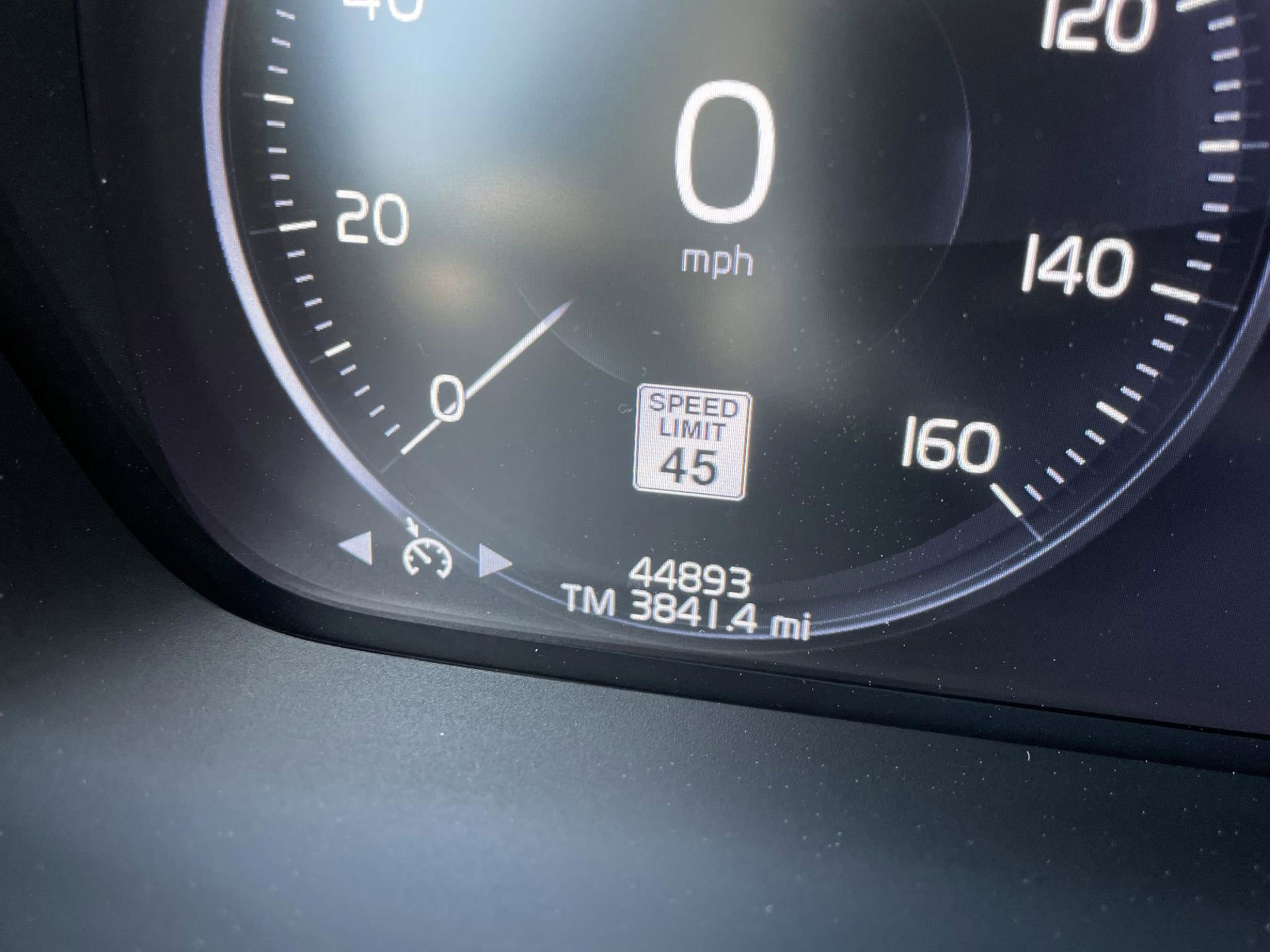 Used 2021 Volvo S60 T5 Momentum w/ Protection Package Premier image 25