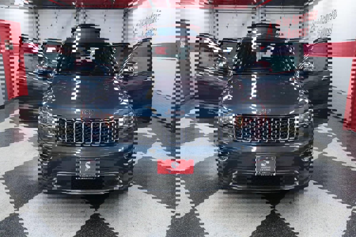 Used 2021 Jeep Grand Cherokee Limited image 25