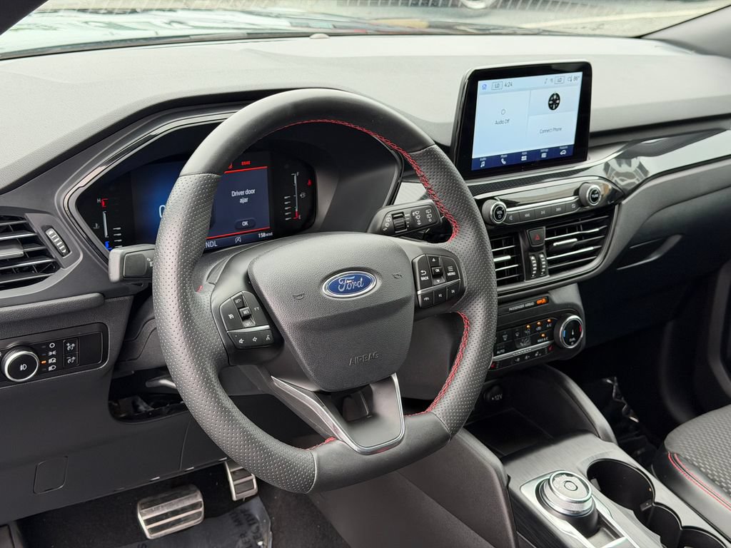 Used 2023 Ford Escape ST-Line Select AWD/4WD image 23