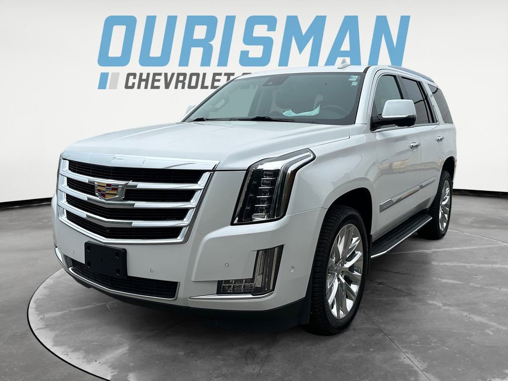 Used 2020 Cadillac Escalade Luxury AWD/4WD image 2
