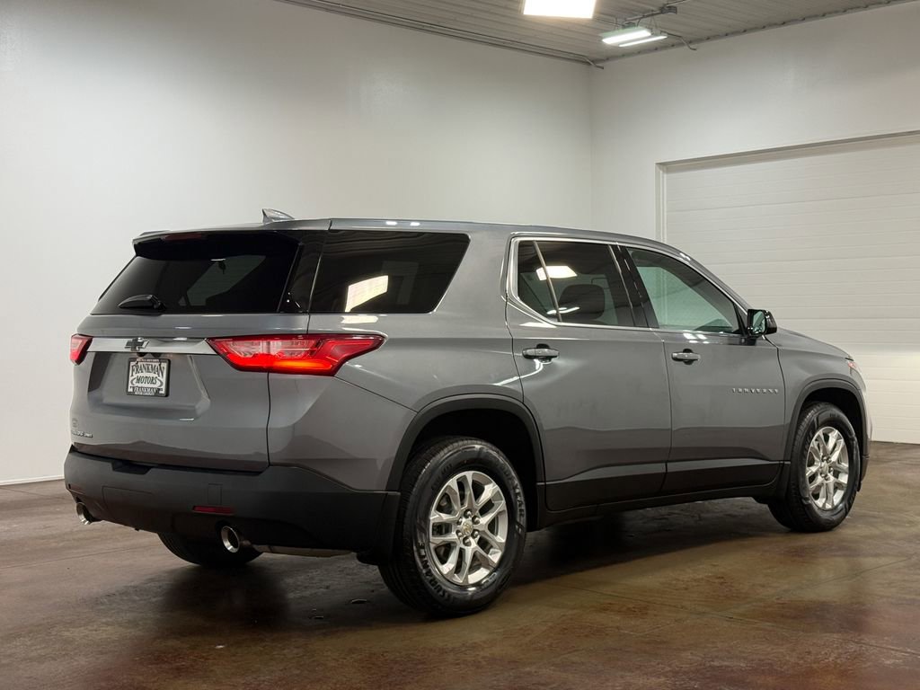 Used 2020 Chevrolet Traverse LS image 4