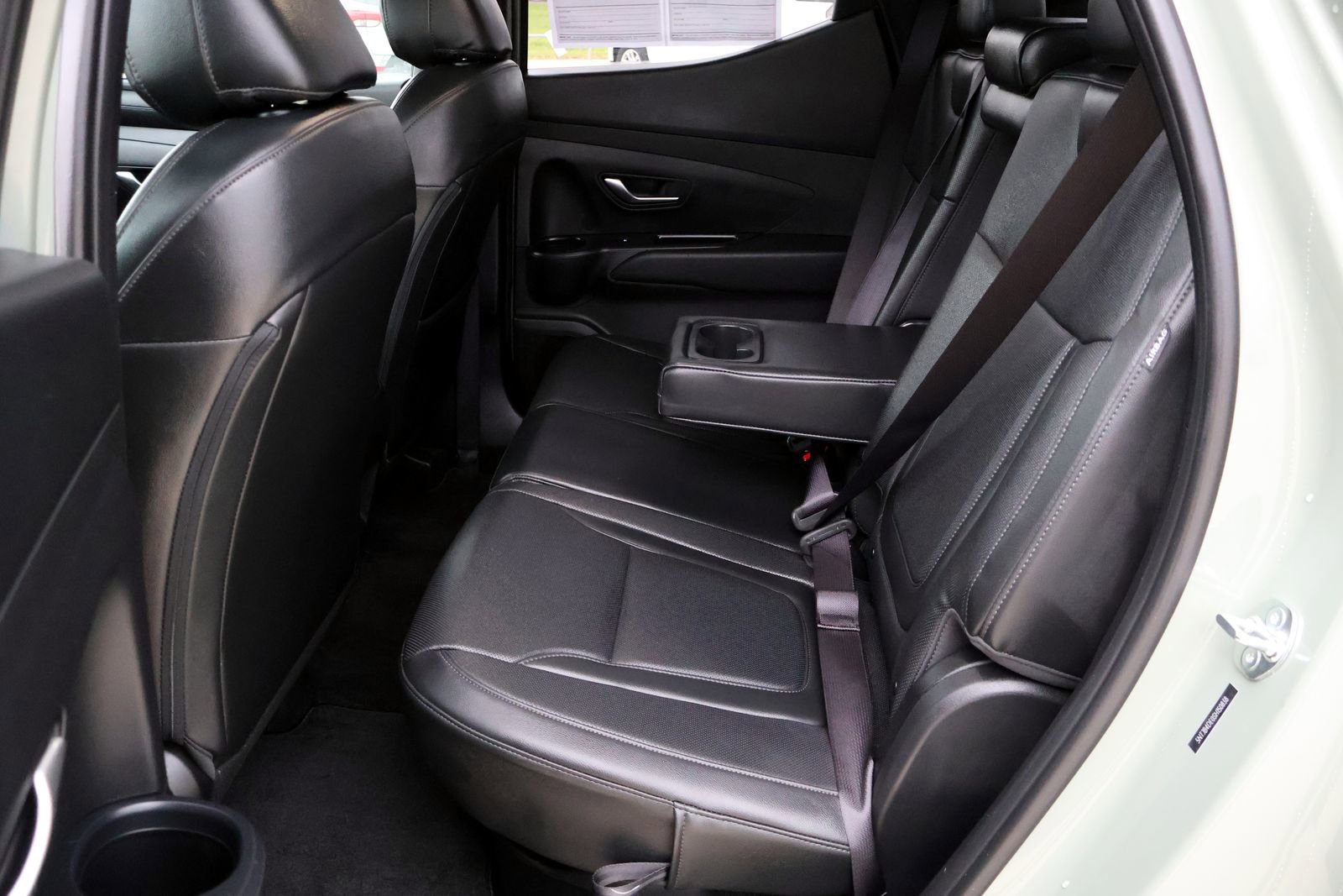 Used 2025 Hyundai Santa Cruz SEL FWD image 13
