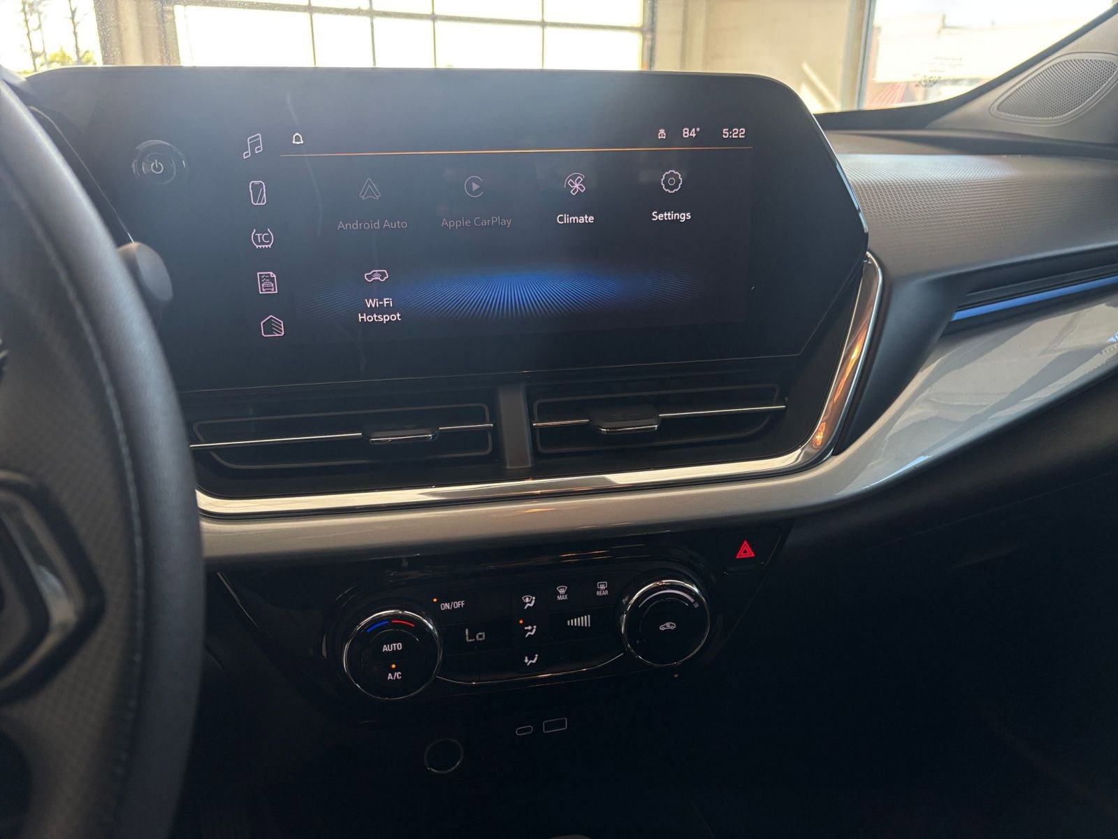 Used 2025 Chevrolet Trax LT image 20