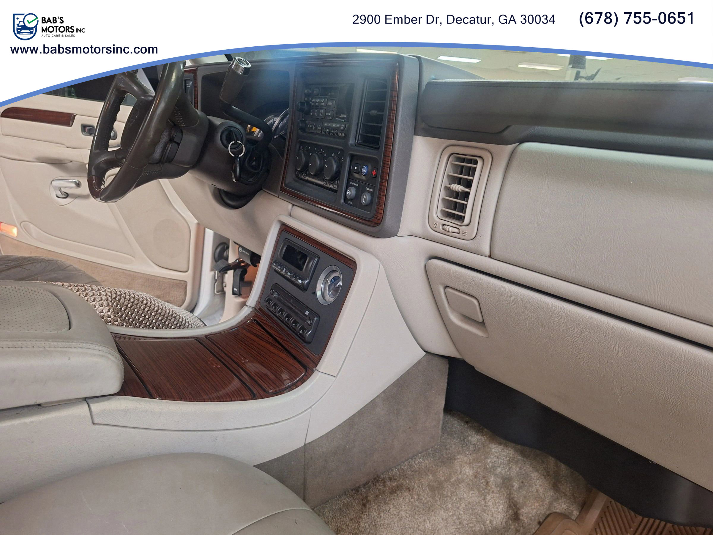 Used 2002 Cadillac Escalade AWD image 10