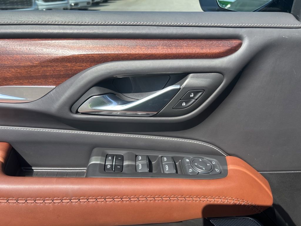 Used 2023 GMC Yukon Denali Ultimate image 29