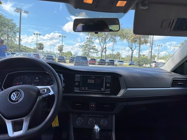 Used 2021 Volkswagen Jetta S w/ Driver Assistance Package image 9