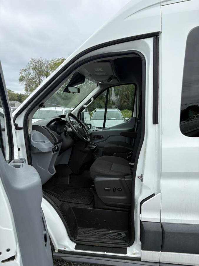 Used 2016 Ford Transit 350 XLT RWD image 10