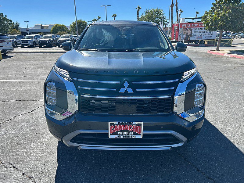 New 2026 Mitsubishi Outlander SE FWD image 2