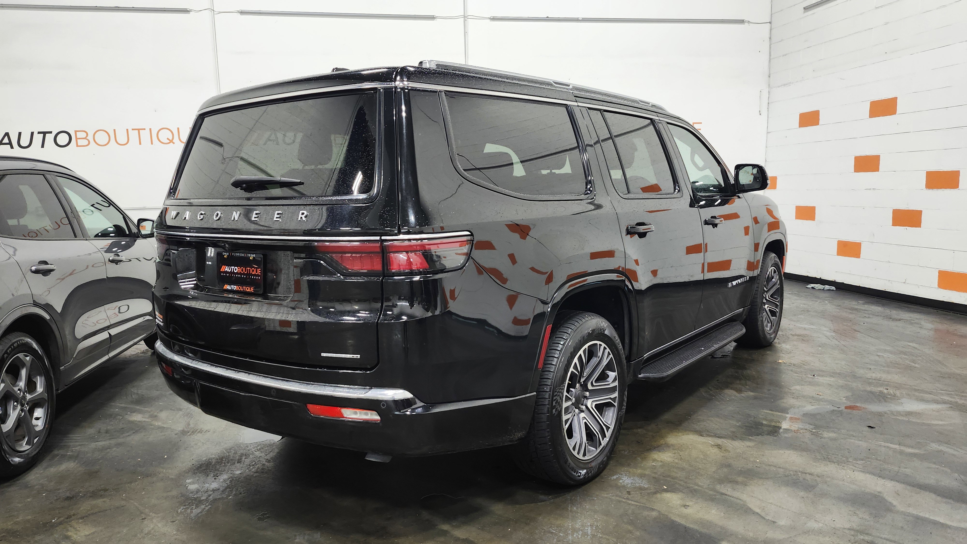 Used 2023 Jeep Wagoneer Series II image 21