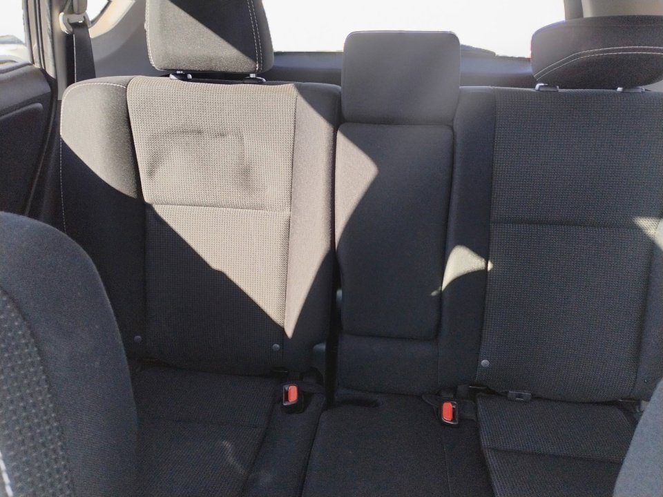 Used 2018 Toyota RAV4 XLE image 14