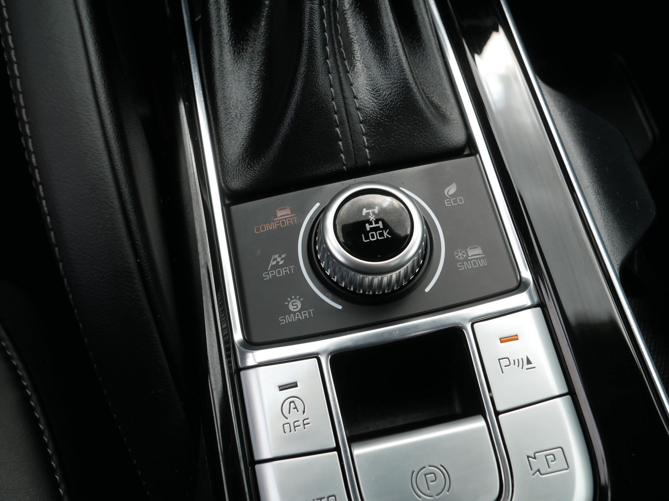 Certified 2024 Kia Telluride SX Prestige AWD/4WD image 32