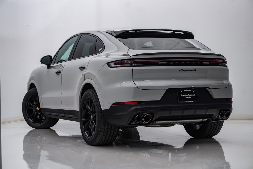 New 2026 Porsche Cayenne S AWD/4WD image 3