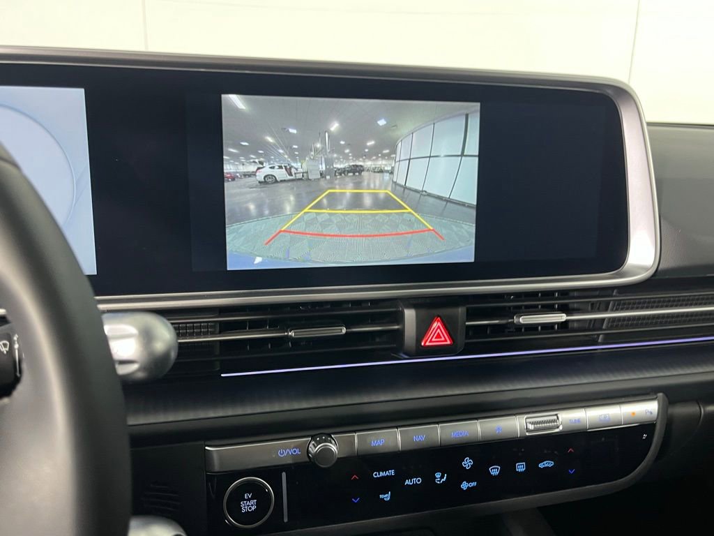 Used 2025 Hyundai Ioniq 6 SEL image 16
