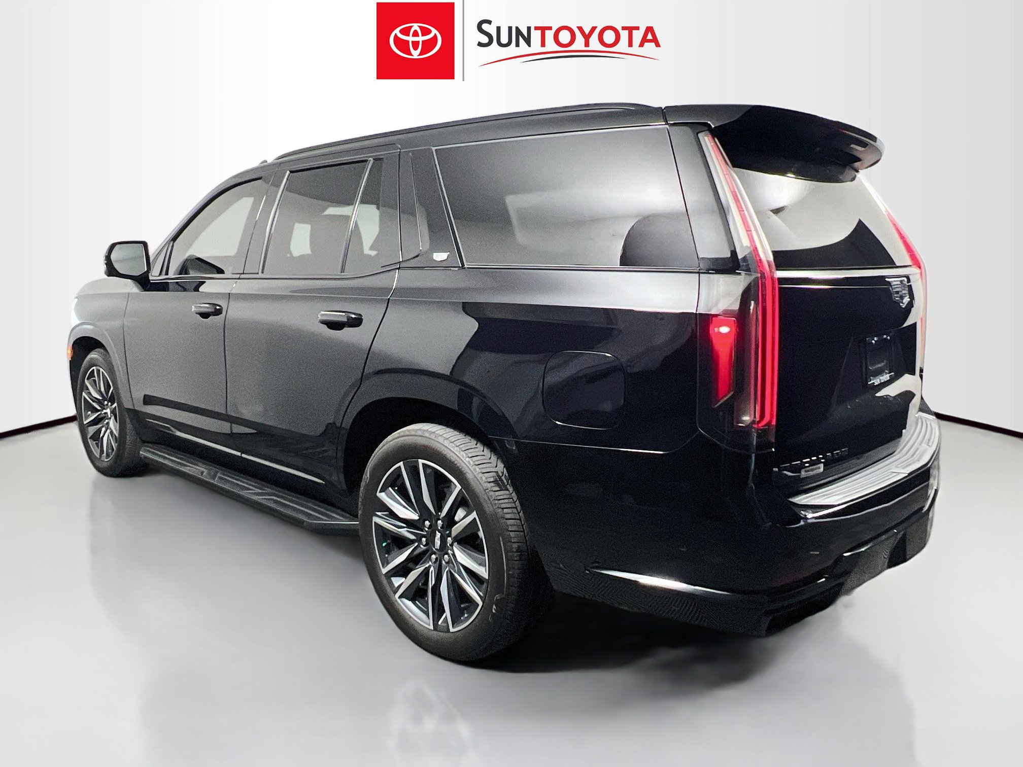 Used 2021 Cadillac Escalade Sport w/ Driver Assist Tech Package AWD/4WD image 6