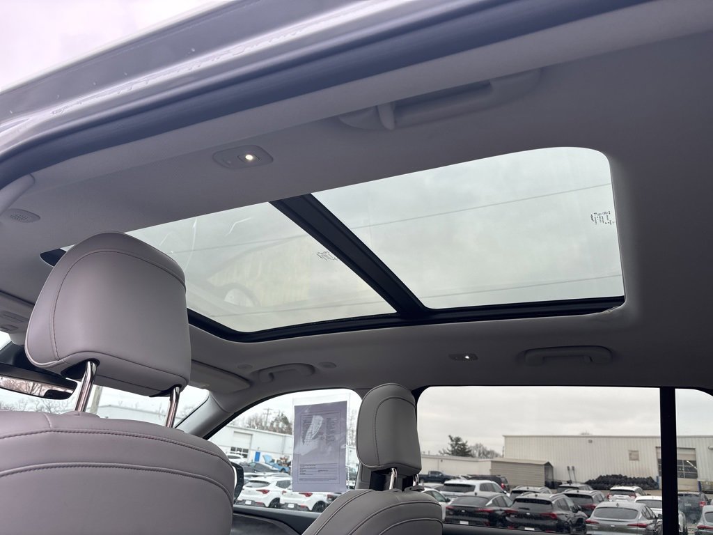 Used 2021 Jeep Grand Cherokee L Overland image 12