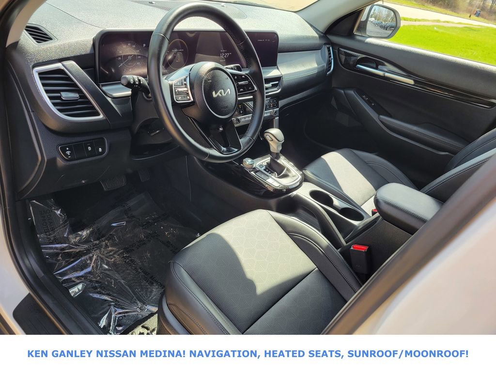 Used 2024 Kia Seltos EX image 25