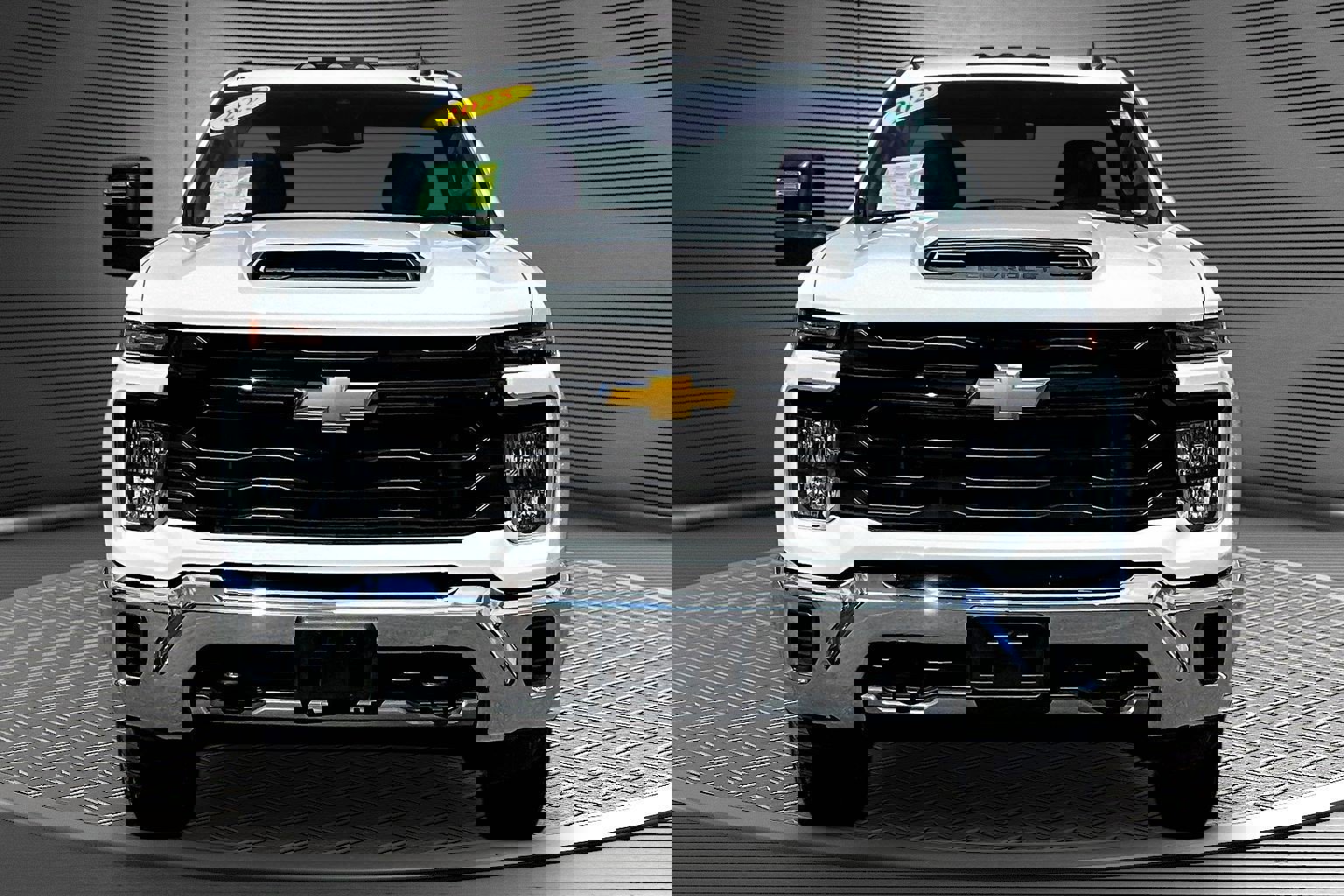 Used 2025 Chevrolet Silverado 2500 W/T w/ Snow Plow Prep/Camper Package image 2