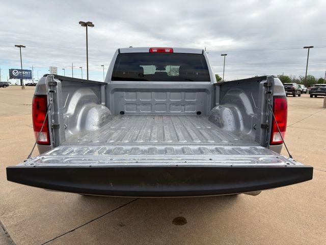 Used 2024 RAM 1500 Classic SLT image 17