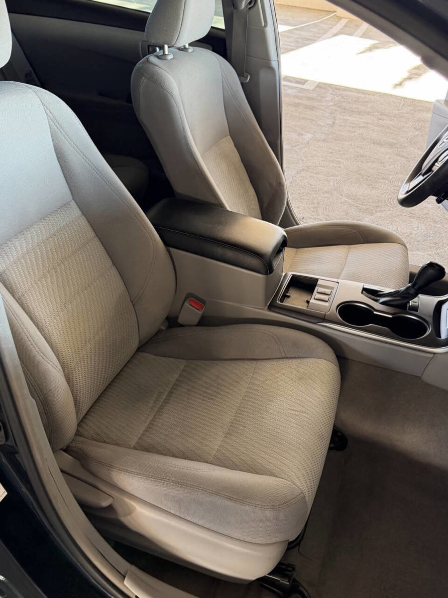 Used 2017 Toyota Camry XLE image 21