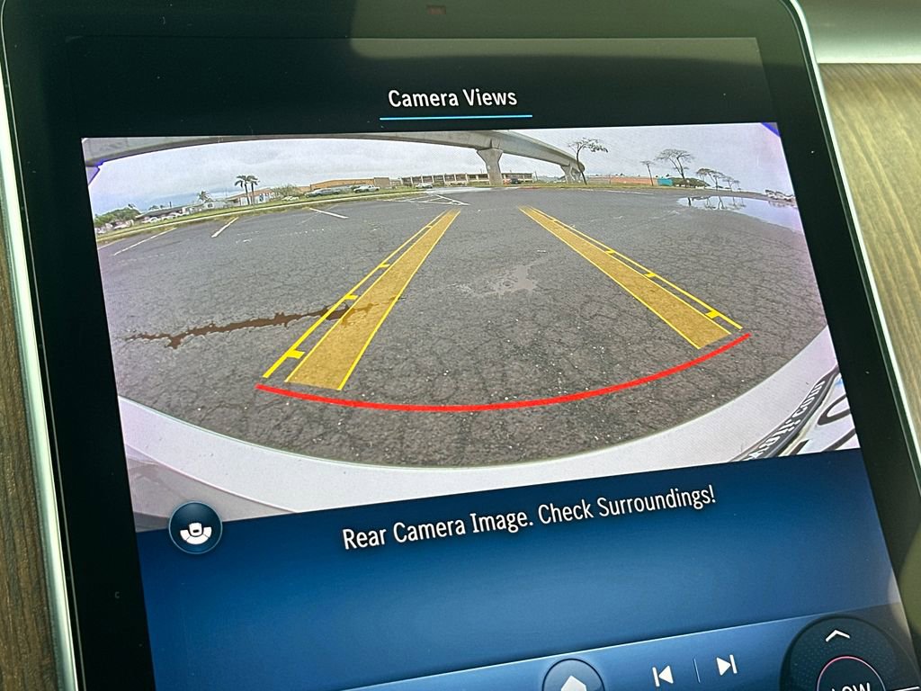 Used 2023 Mercedes-Benz C 300 Sedan image 16