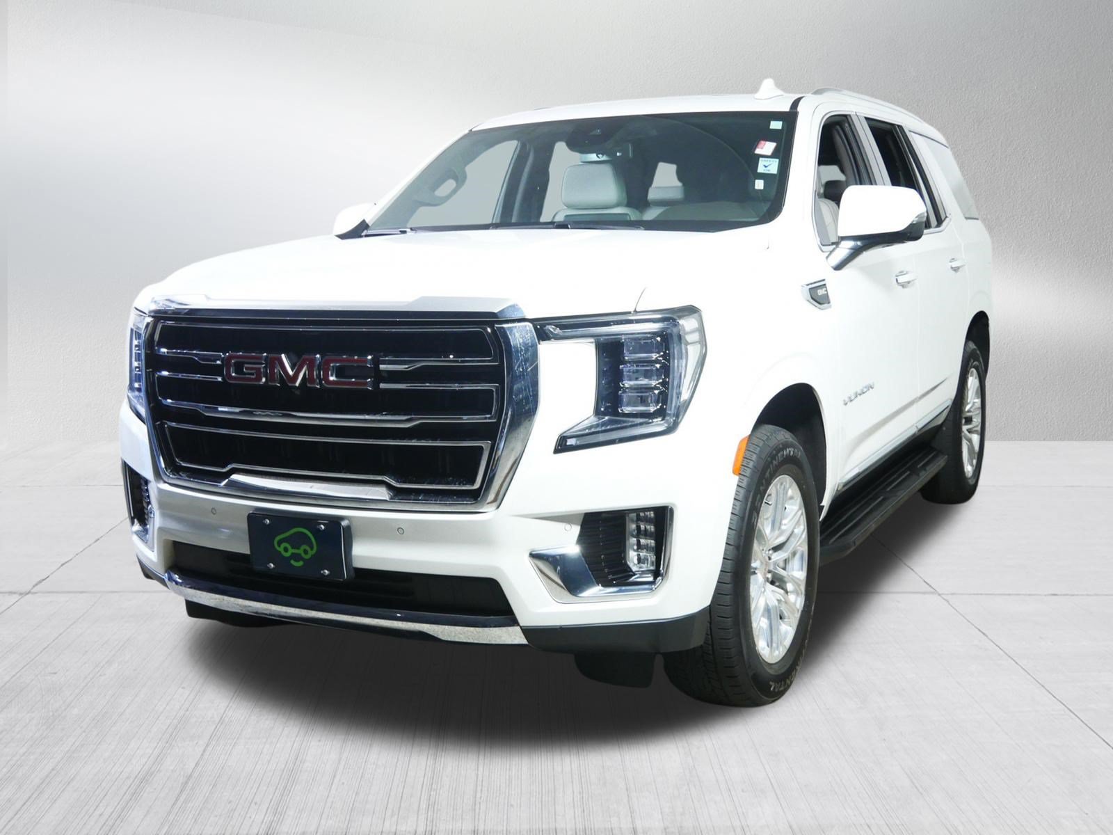 Used 2023 GMC Yukon SLT w/ SLT Premium Package AWD/4WD image 3